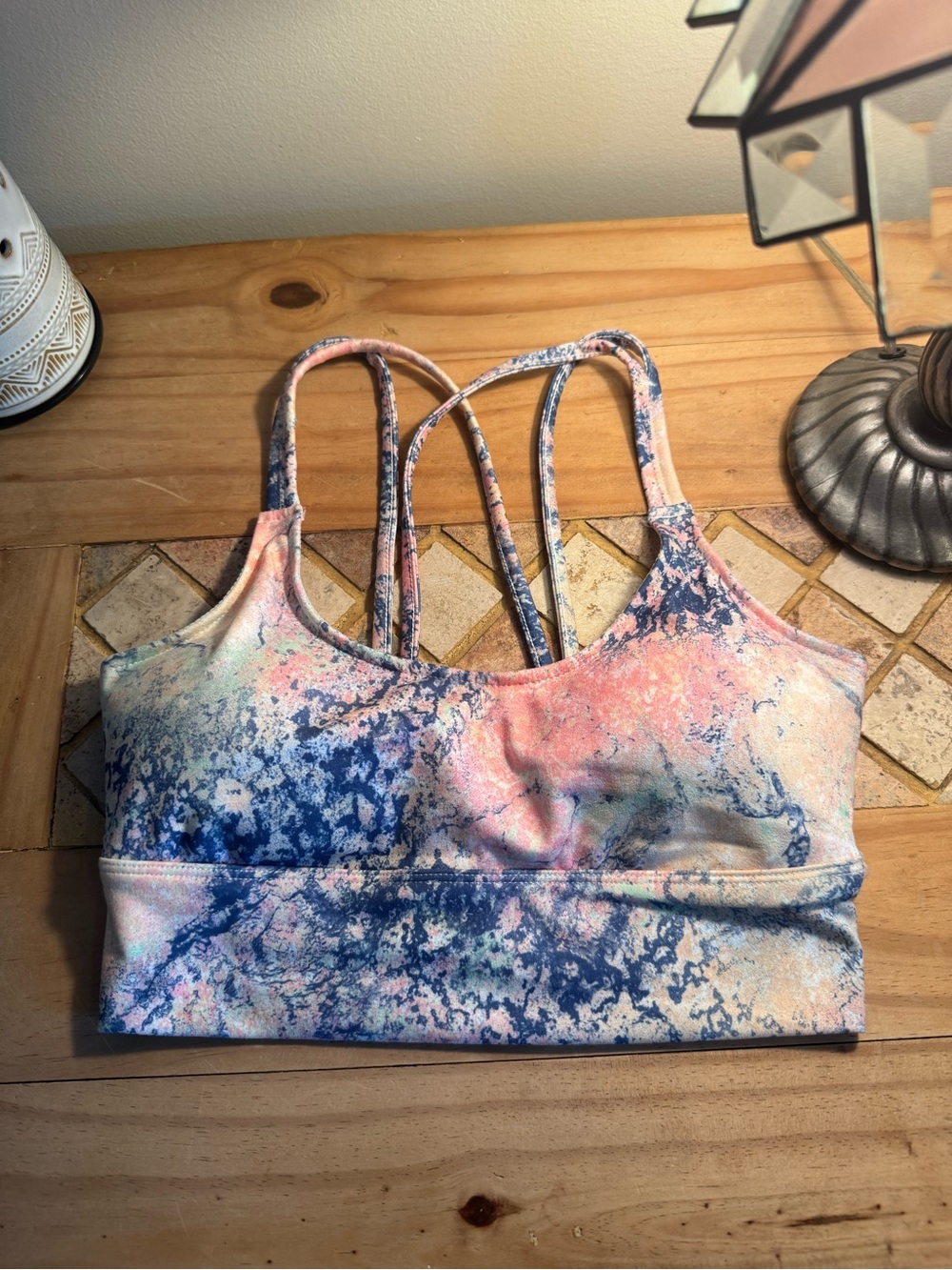 Roxy Kaileo Sports Bra XS Cross Back Marble Concrete Jungle